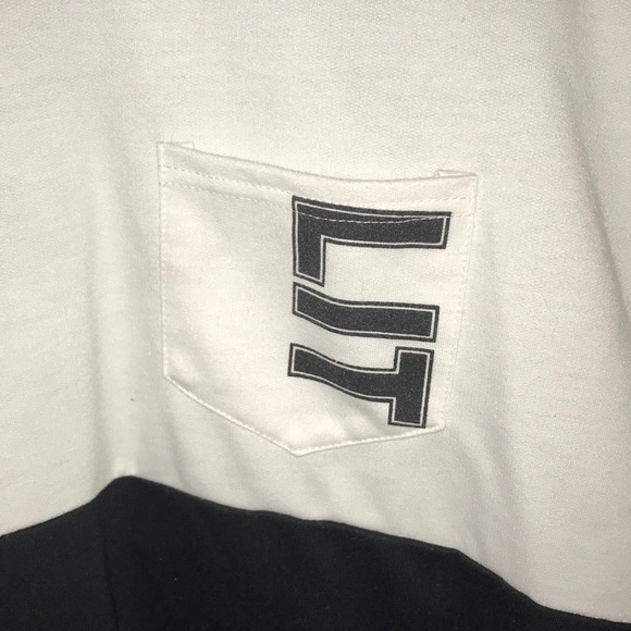 LIT - Picture 3 of 3